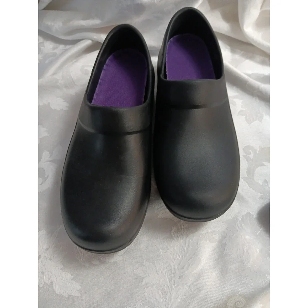 Crocs Neria Pro II Clogs Sz 9W Womens Black Slip Resistant Light Wear EUC